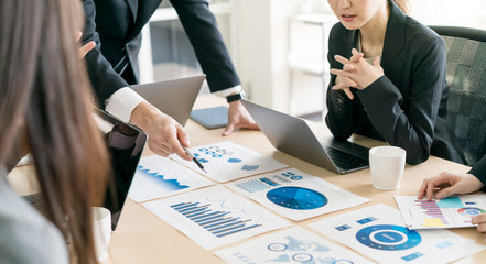 10-2　マーケティングリサーチやその情報の種類-4